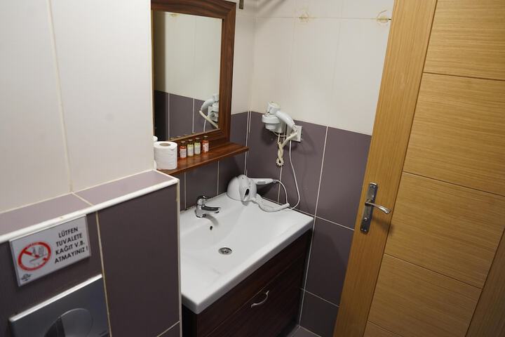 Room 63 of 67