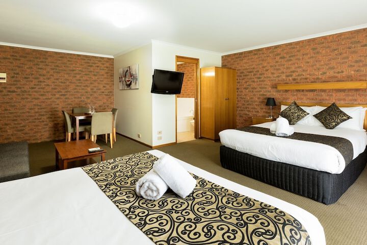Room 8 of 53