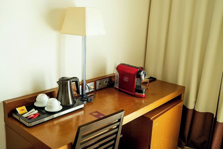 Room 20 of 103