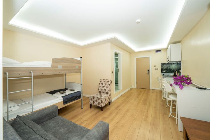 Room 40 of 60