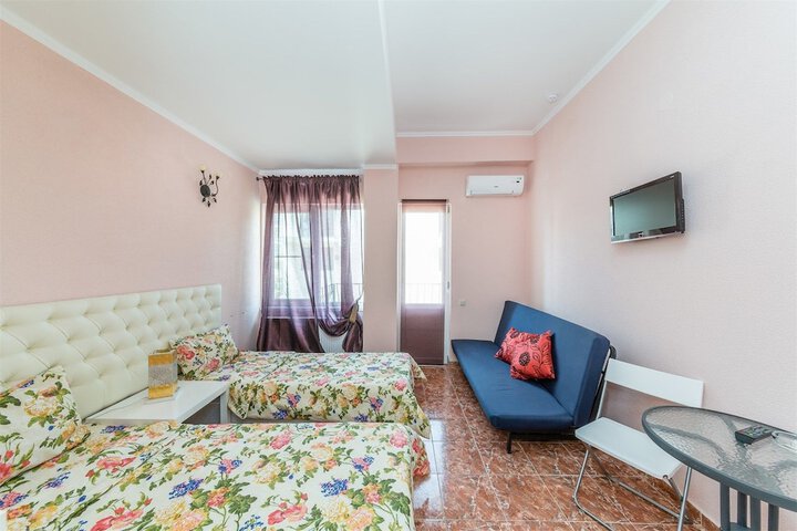 Room 19 of 47