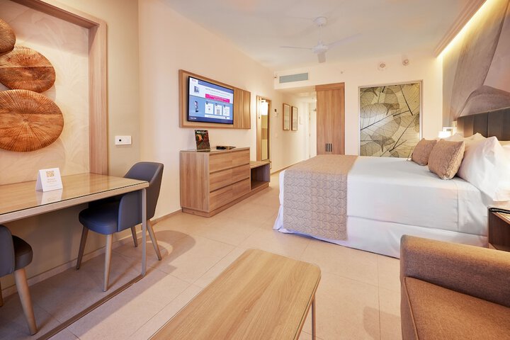 Room 14 of 131