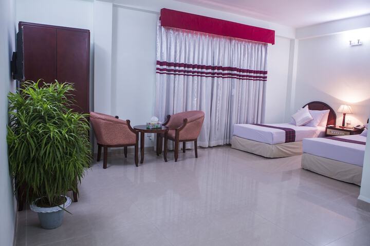 Room 9 of 31