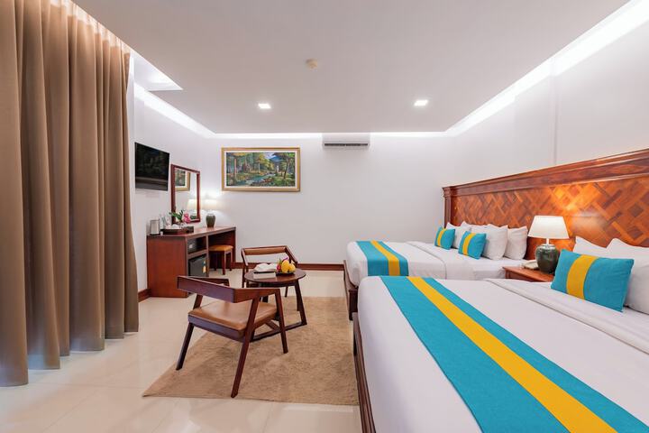 Room 26 of 211