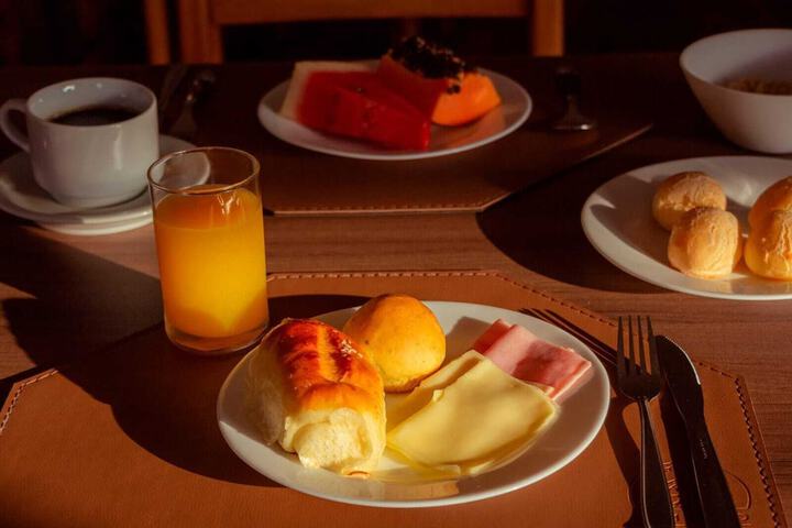 Breakfast/Coffee Service 83 of 99