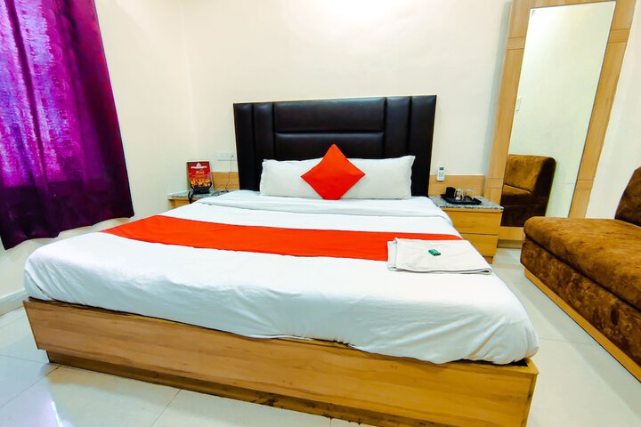 Room 16 of 21