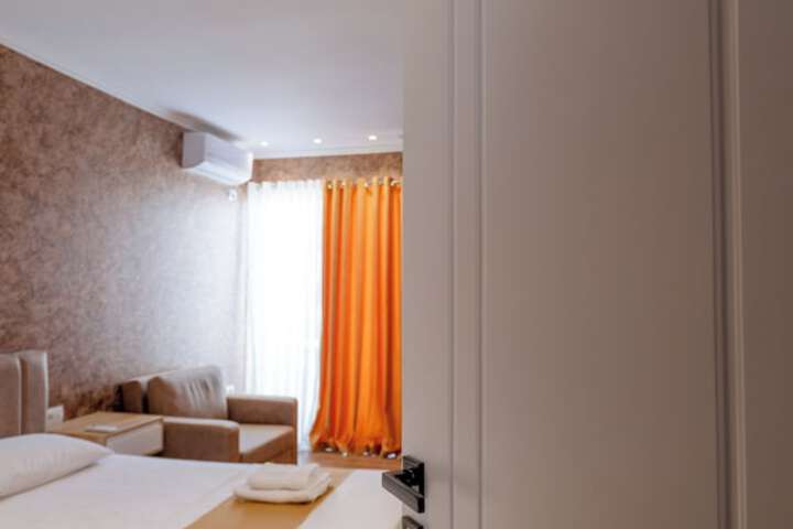 Room 71 of 129