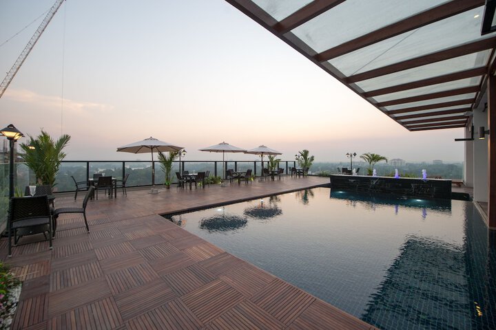 Pool 60 of 129