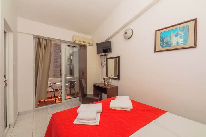 Room 18 of 62