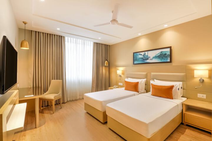 Room 15 of 42