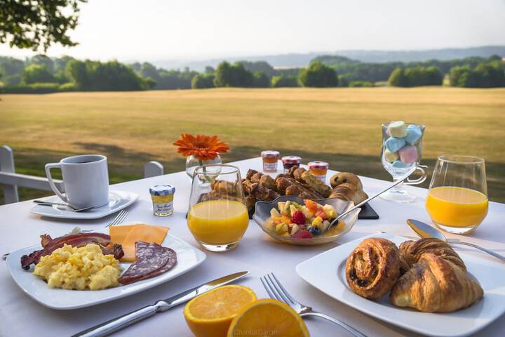 Breakfast buffet