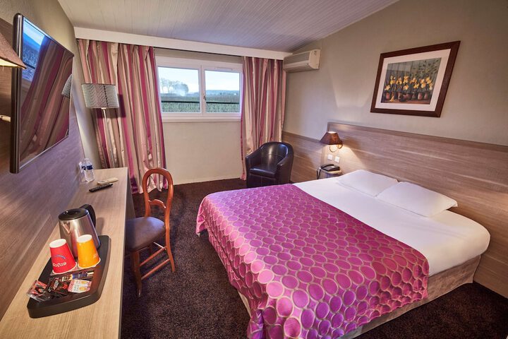 Room 15 of 91