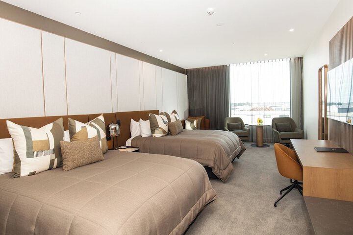 Room 8 of 42