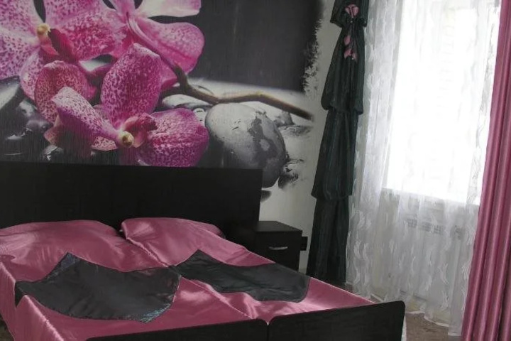 Room 2 of 13