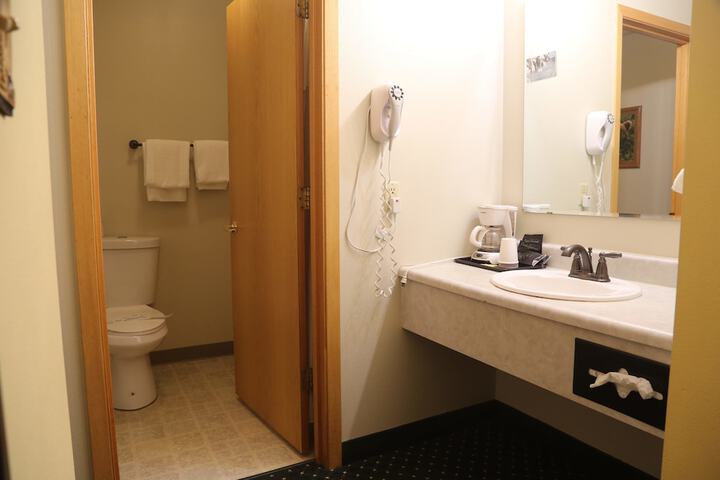 Room 34 of 95