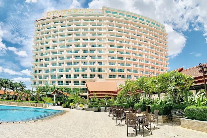 Dyvith Hotel
