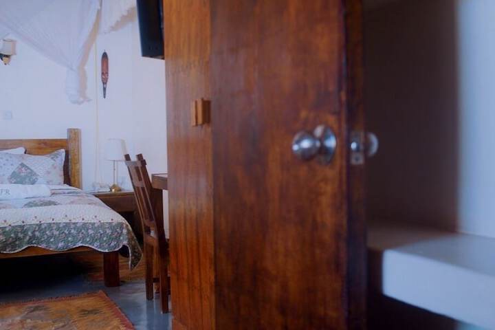 Room 7 of 64