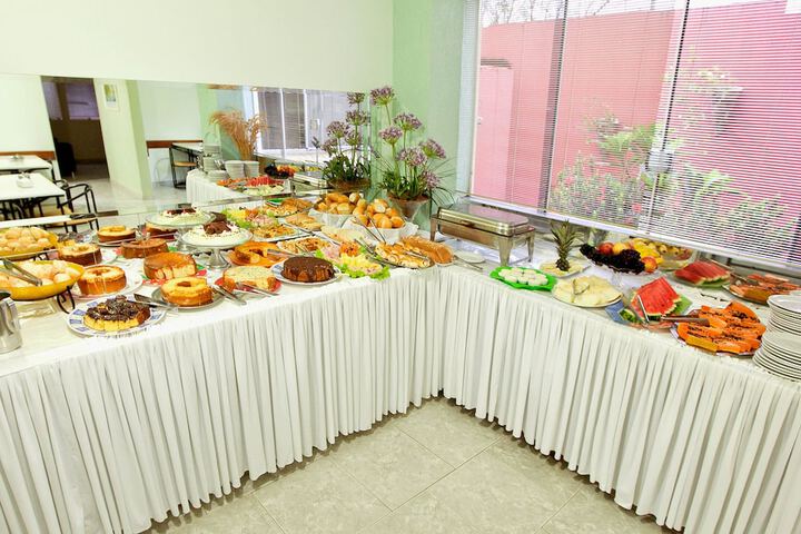 Dining 12 of 12