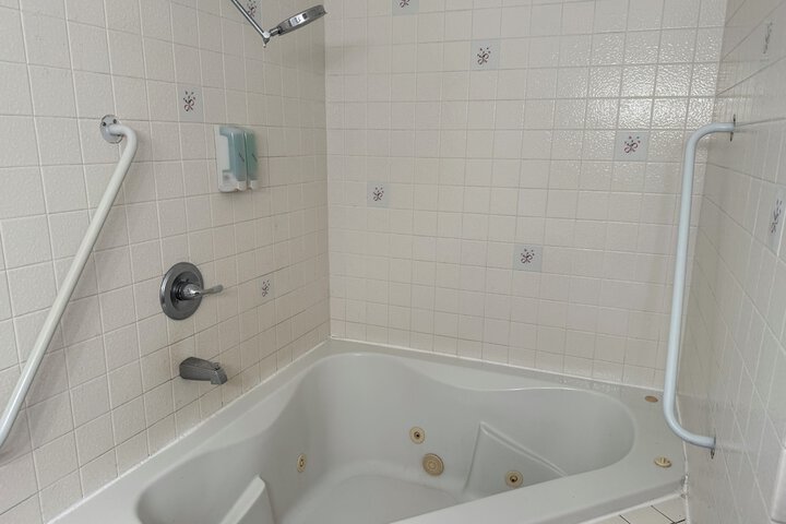 Room 19 of 23