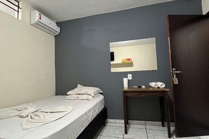 Room 31 of 74