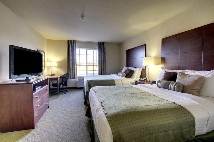 Room 9 of 28