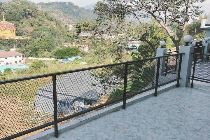 Terrace/Patio 8 of 17