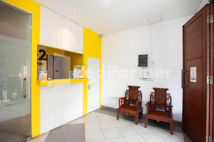 One 2 Residence near Slipi Jaya Mall Mitra RedDoorz