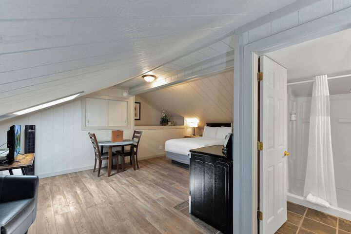 Room 55 of 108