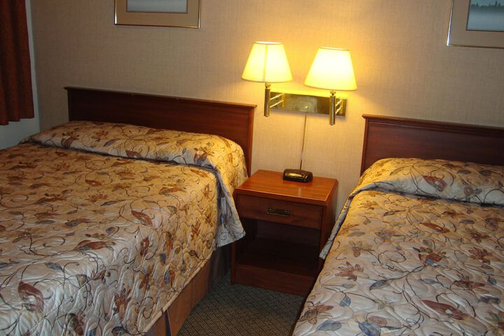 Room 8 of 24