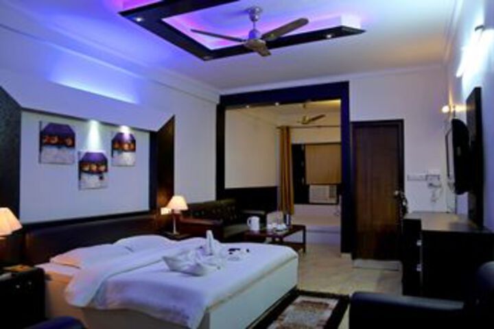 Green by One Hotels