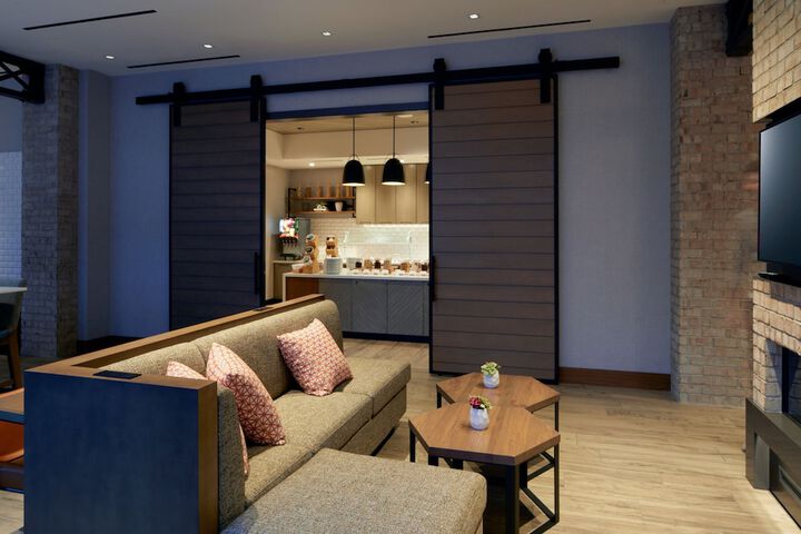 Hotel Interior 15 of 86