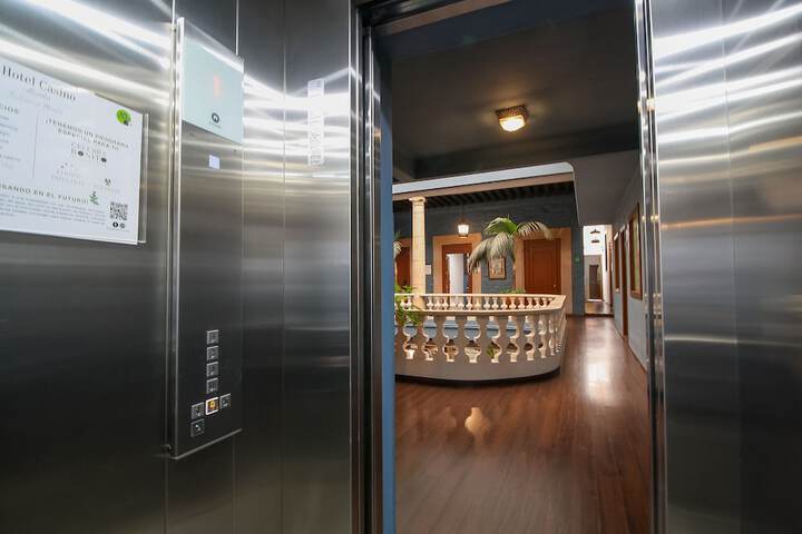 Elevator