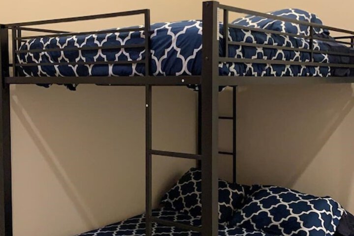 Room 141 of 214