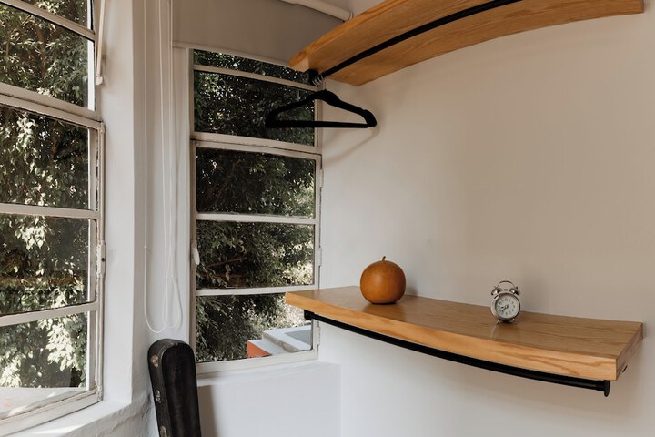Room 12 of 50