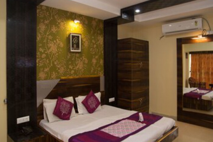 Room 17 of 22