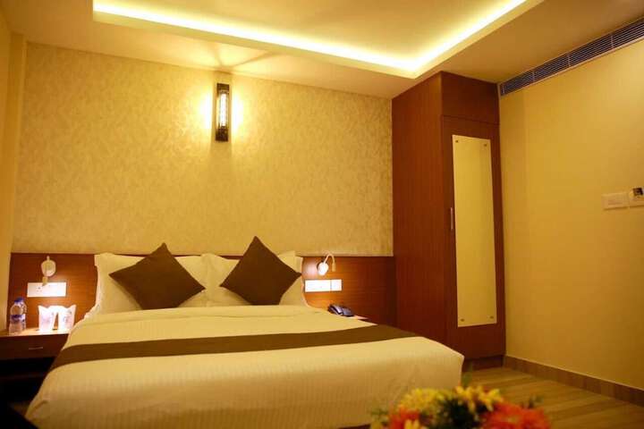 Room 2 of 5