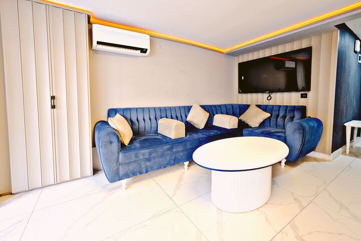 Hotel Interior 9 of 42