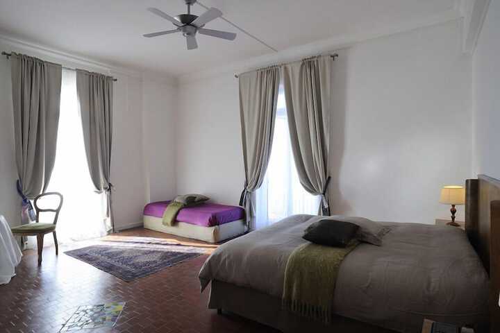 Room 16 of 43