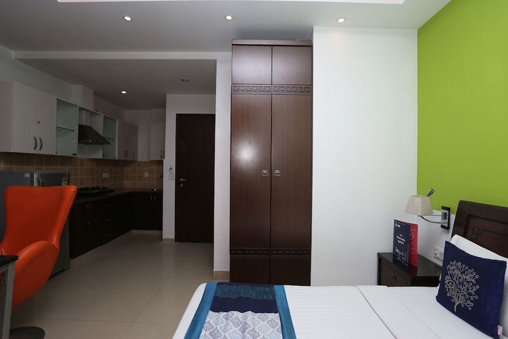 Room 7 of 19