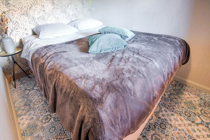 Room 3 of 36