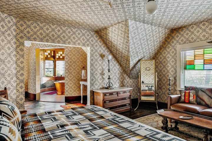 Room 20 of 25