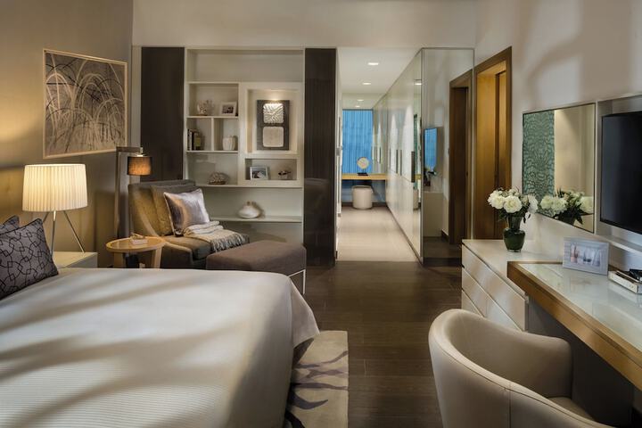 Room 12 of 64