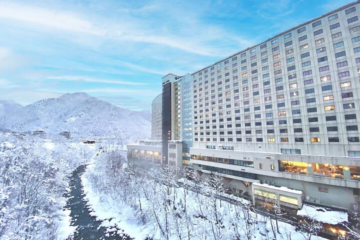 Hotel 74 of 76