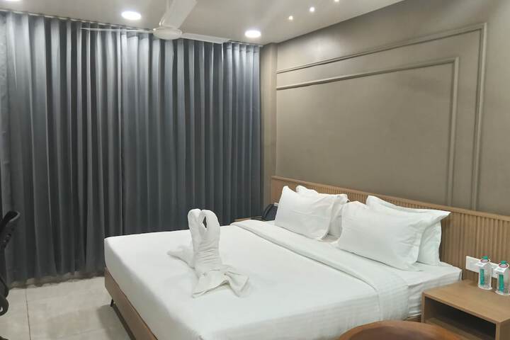 Room 6 of 45