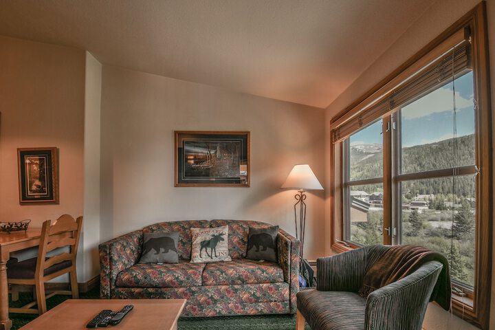Hotel 16 of 50