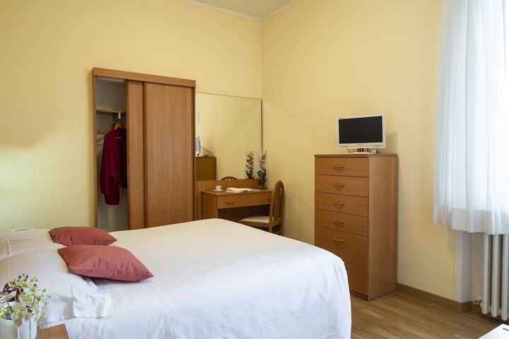 Room 25 of 79