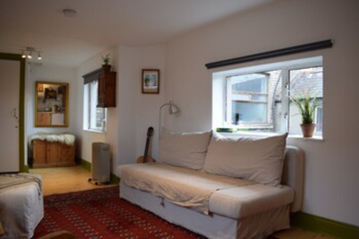 Room 9 of 15