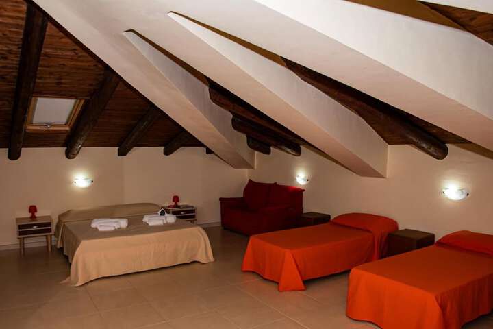 Room 19 of 62
