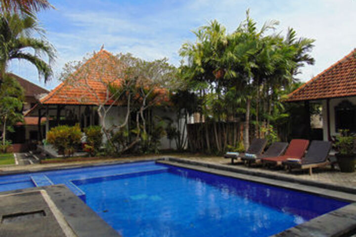 Leggies Bungalows