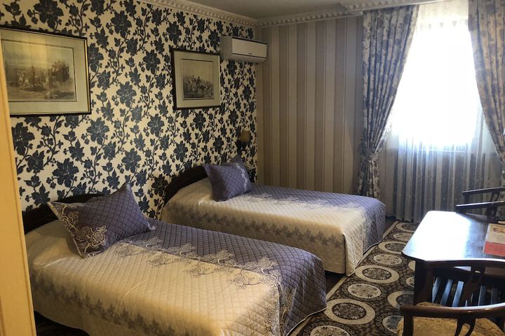 Room 7 of 39